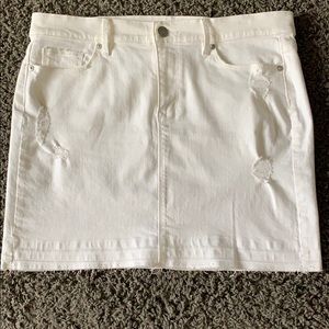 Ann Taylor Loft white denim skirt size 31/12